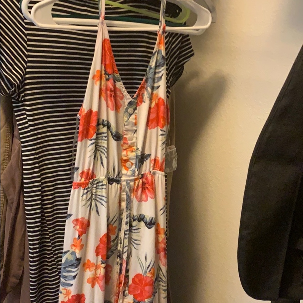 Floral dress NWOT